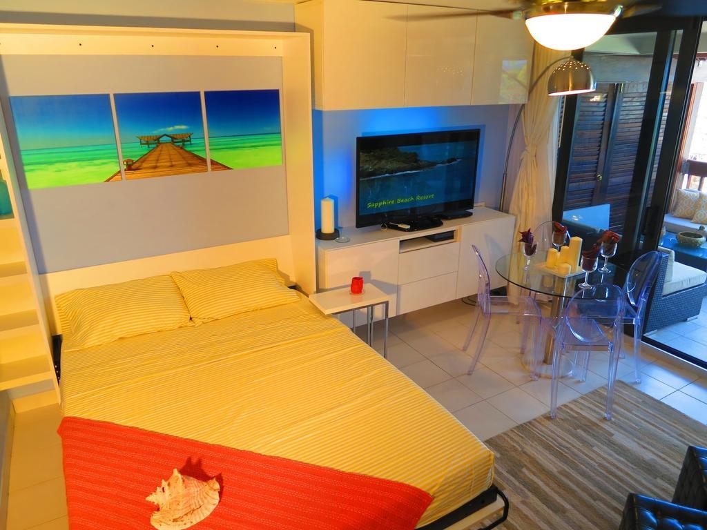 East End  Luxury Beachfront Duplex Villa On Sapphire Beach I חדר תמונה