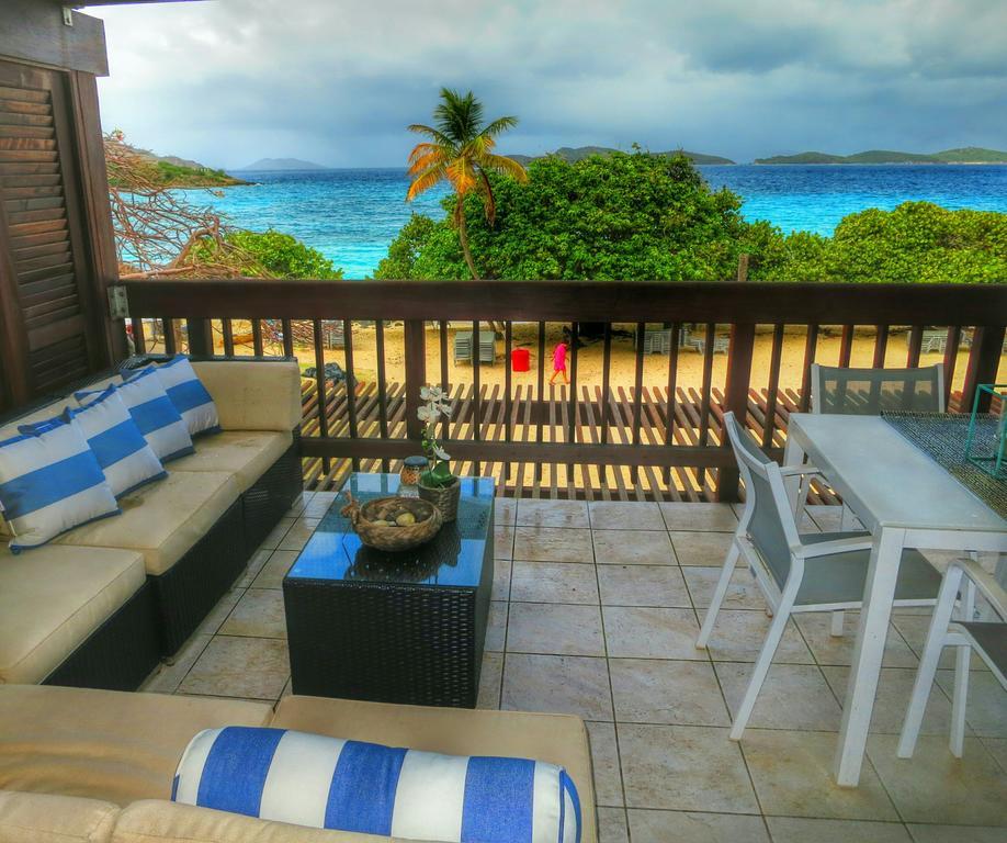 East End  Luxury Beachfront Duplex Villa On Sapphire Beach I חדר תמונה