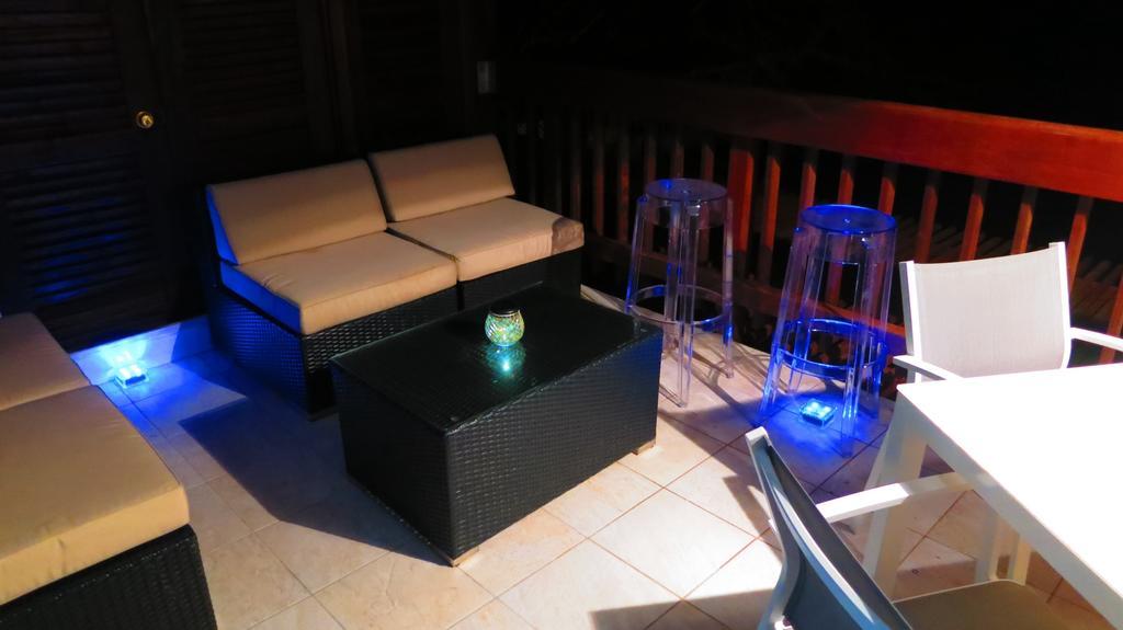East End  Luxury Beachfront Duplex Villa On Sapphire Beach I חדר תמונה